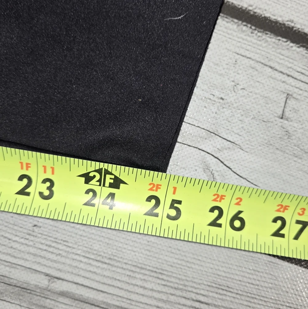 NWT SKIMS Body Butt Enhancing Classic Black Leggings Womens Size M - Picture 8 of 8